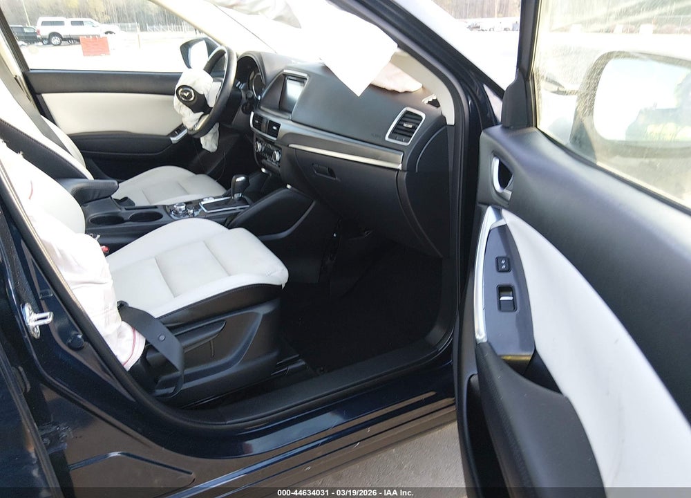 2016 MAZDA CX-5 GRAND TOURING VIN: JM3KE2DY1G0745427