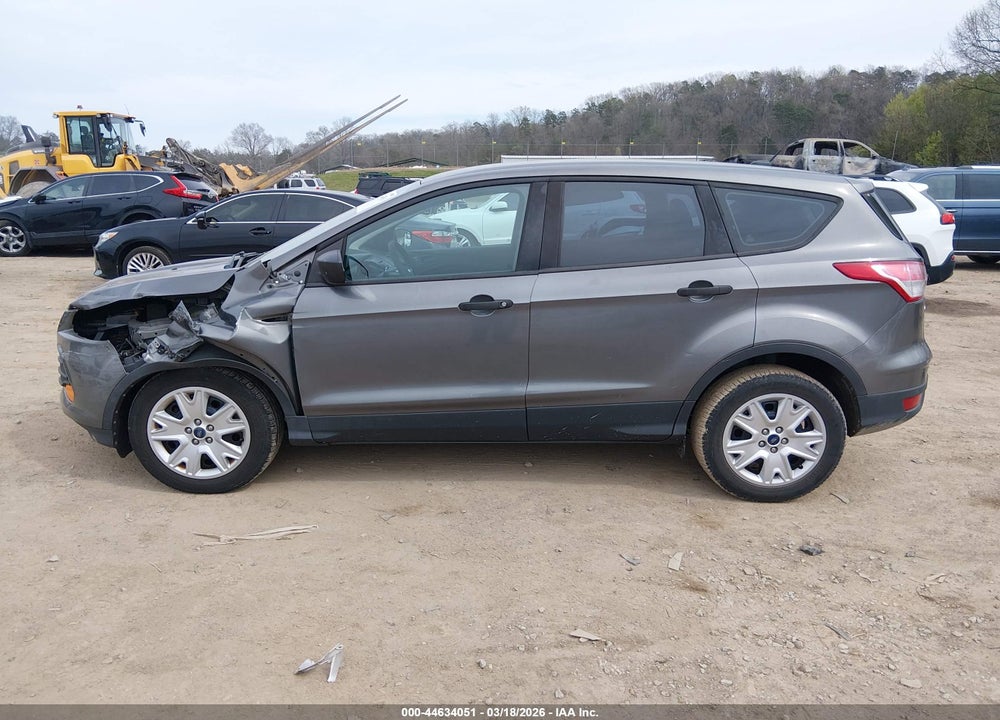 2013 FORD ESCAPE S VIN: 1FMCU0F71DUC59788