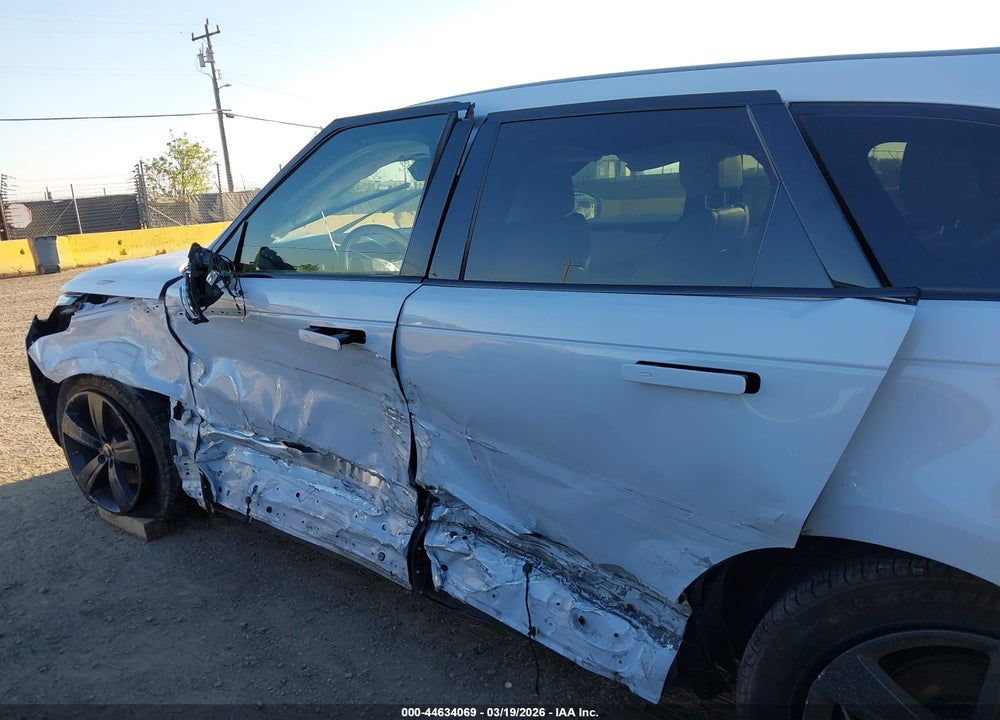 2018 LAND ROVER RANGE ROVER VELAR P250 S VIN: SALYB2RX3JA705470