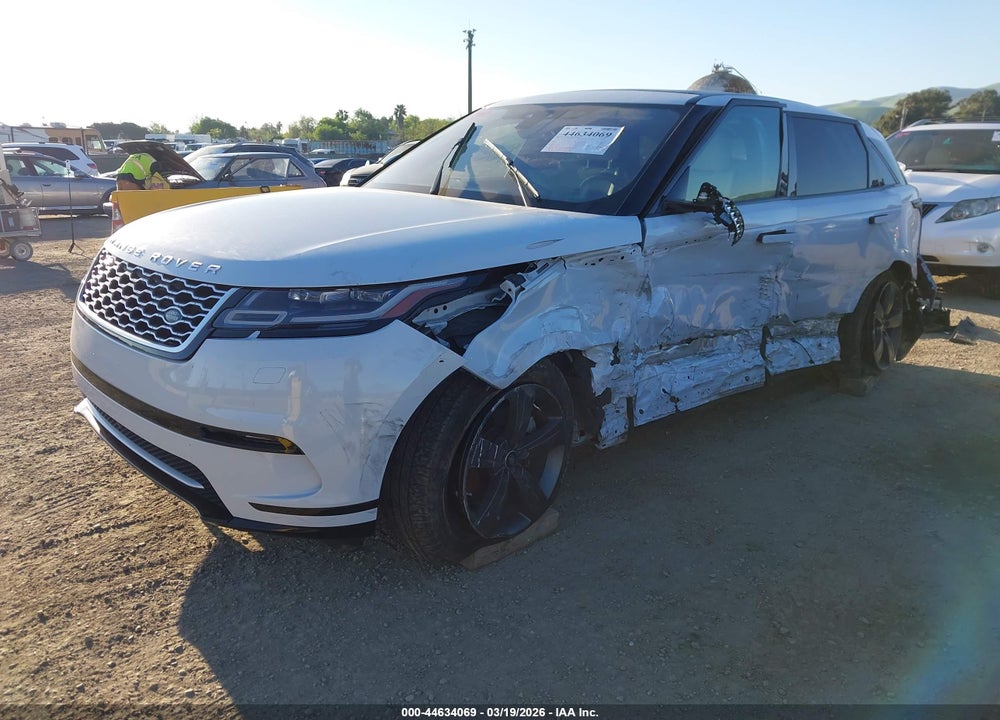 2018 LAND ROVER RANGE ROVER VELAR P250 S VIN: SALYB2RX3JA705470