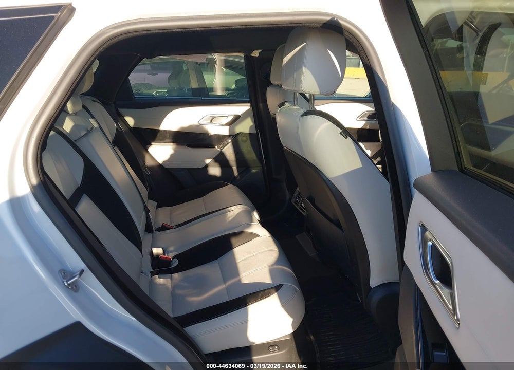 2018 LAND ROVER RANGE ROVER VELAR P250 S VIN: SALYB2RX3JA705470