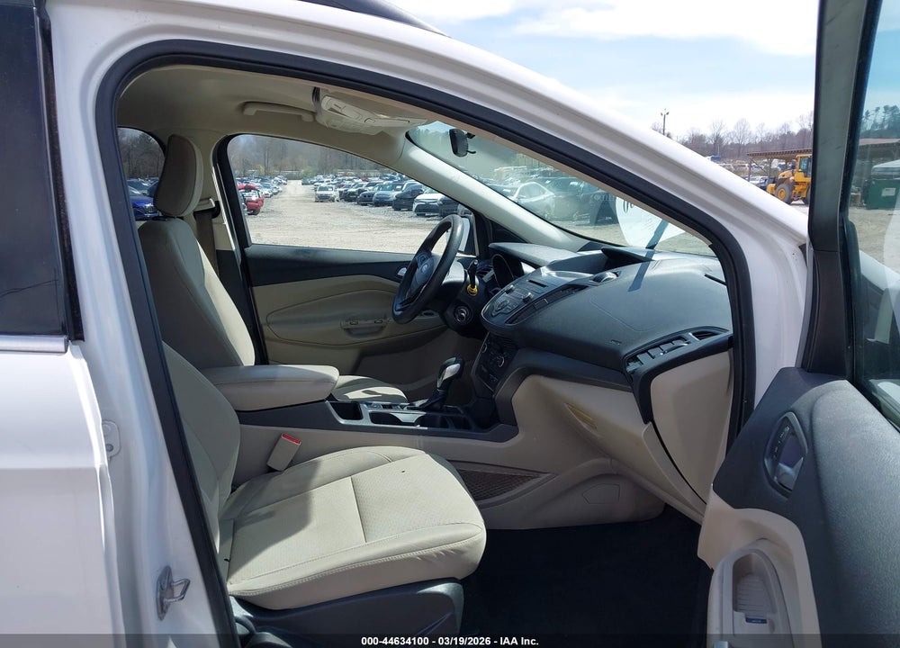 2018 FORD ESCAPE SE VIN: 1FMCU9G98JUB49322