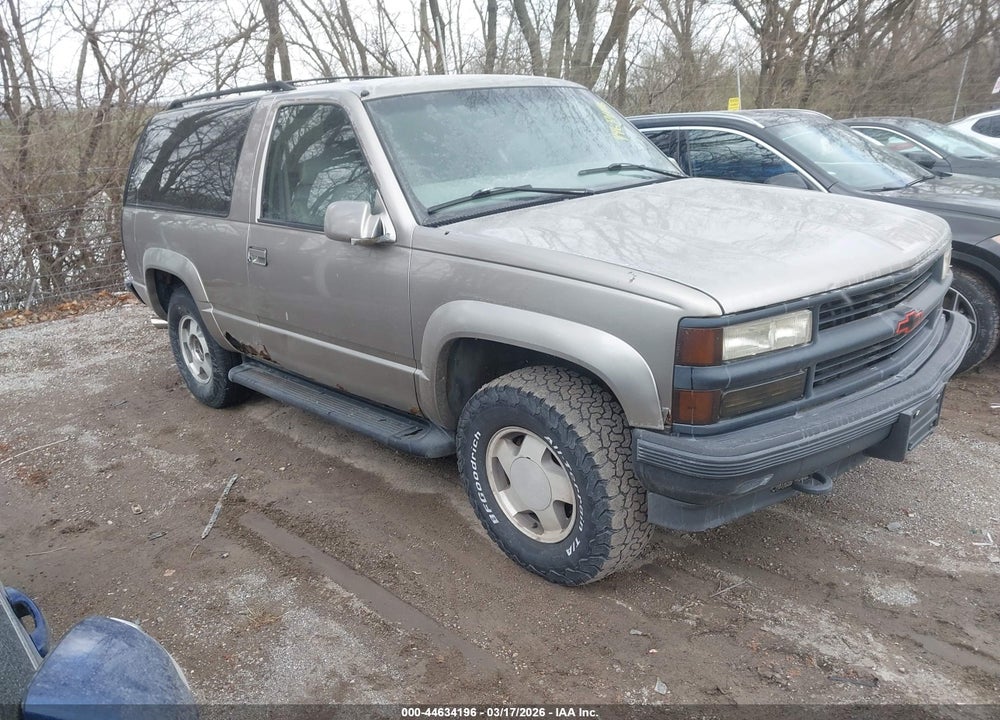 1999 CHEVROLET TAHOE VIN: 3GNEK18R2XG167613