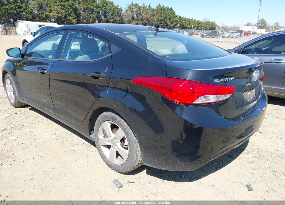 2013 HYUNDAI ELANTRA GLS VIN: 5NPDH4AE6DH373693