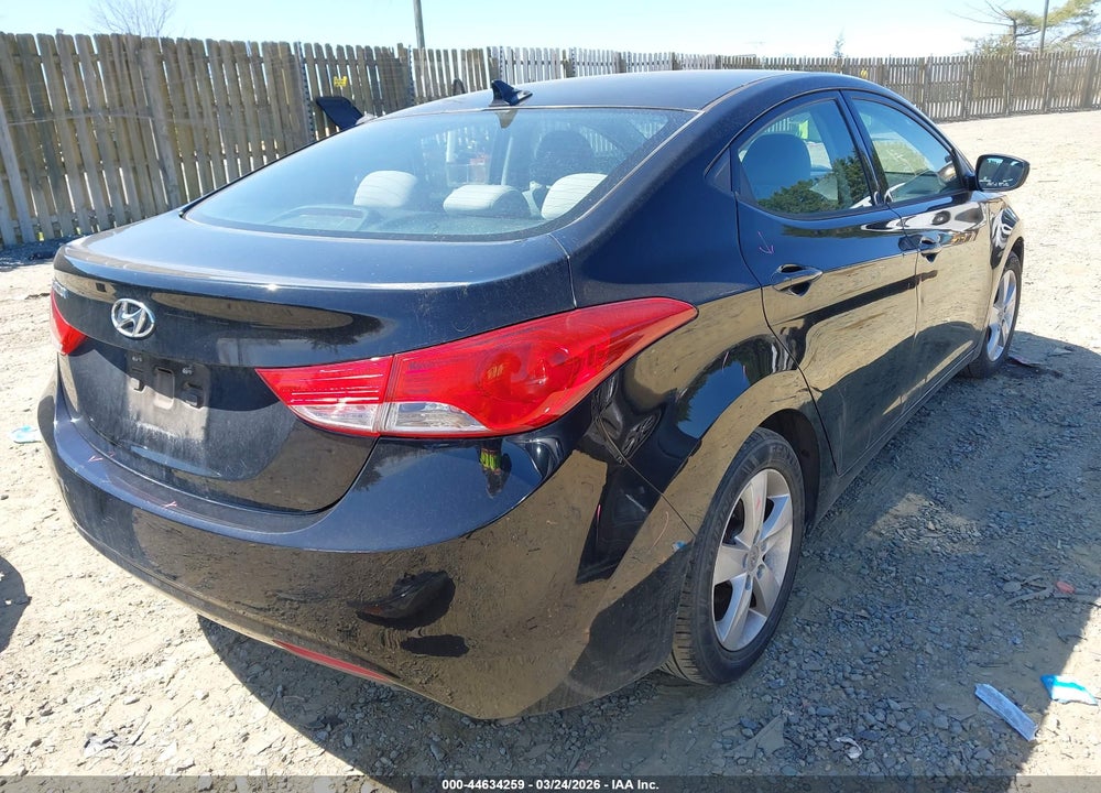 2013 HYUNDAI ELANTRA GLS VIN: 5NPDH4AE6DH373693