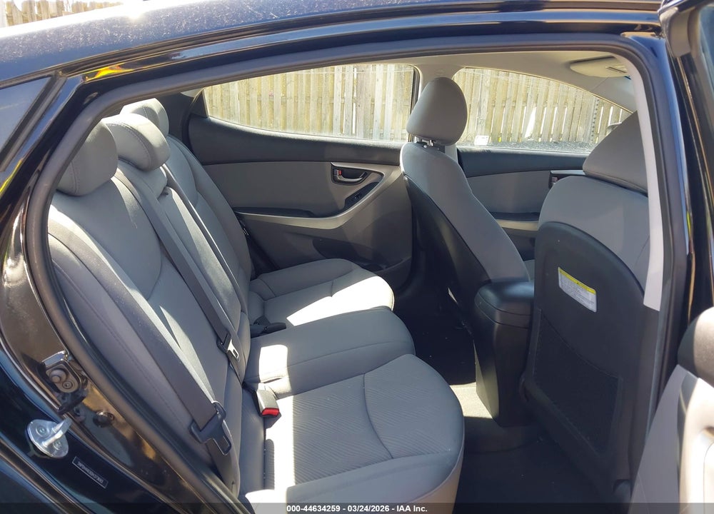 2013 HYUNDAI ELANTRA GLS VIN: 5NPDH4AE6DH373693