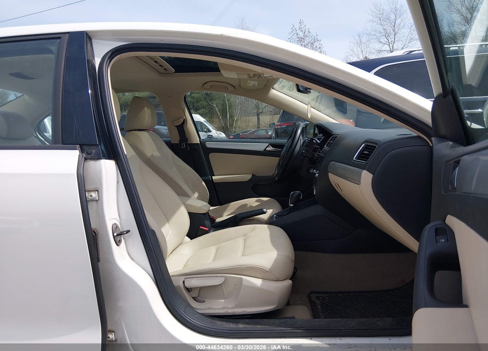 2012 VOLKSWAGEN JETTA 2.0L TDI VIN: 3VWLL7AJ7CM389996