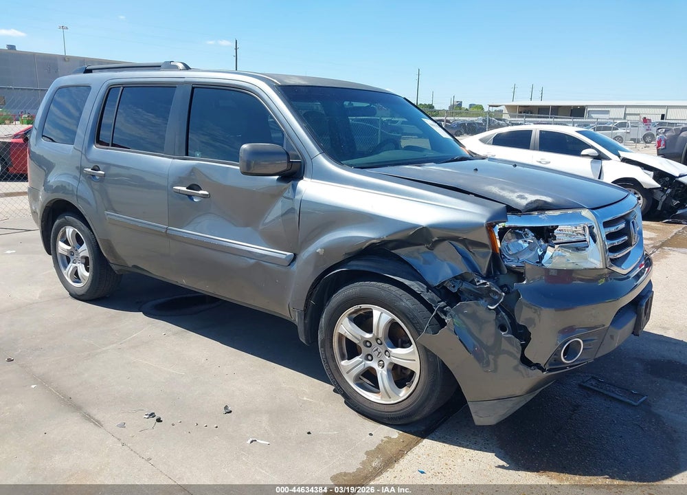 2012 HONDA PILOT EX VIN: 5FNYF3H46CB010306