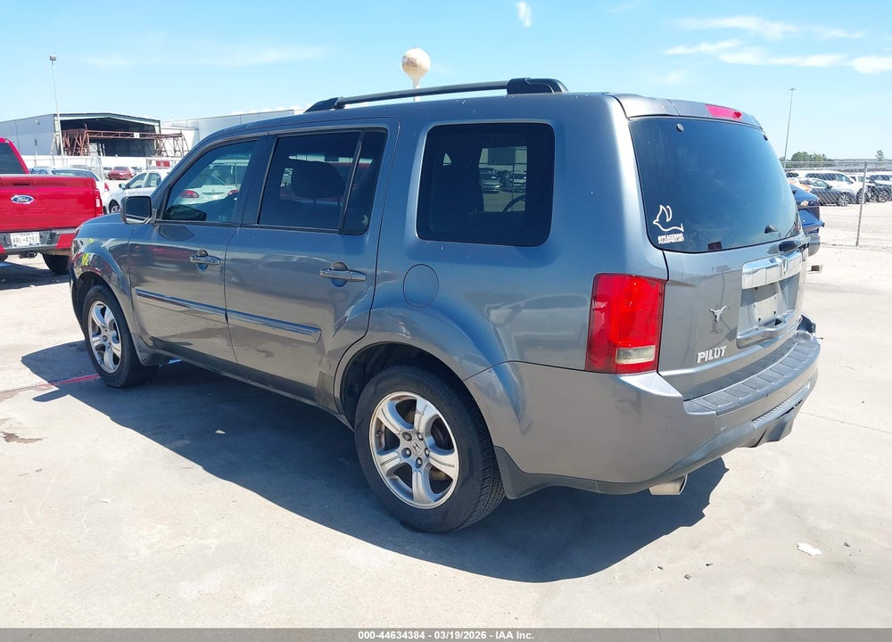 2012 HONDA PILOT EX VIN: 5FNYF3H46CB010306