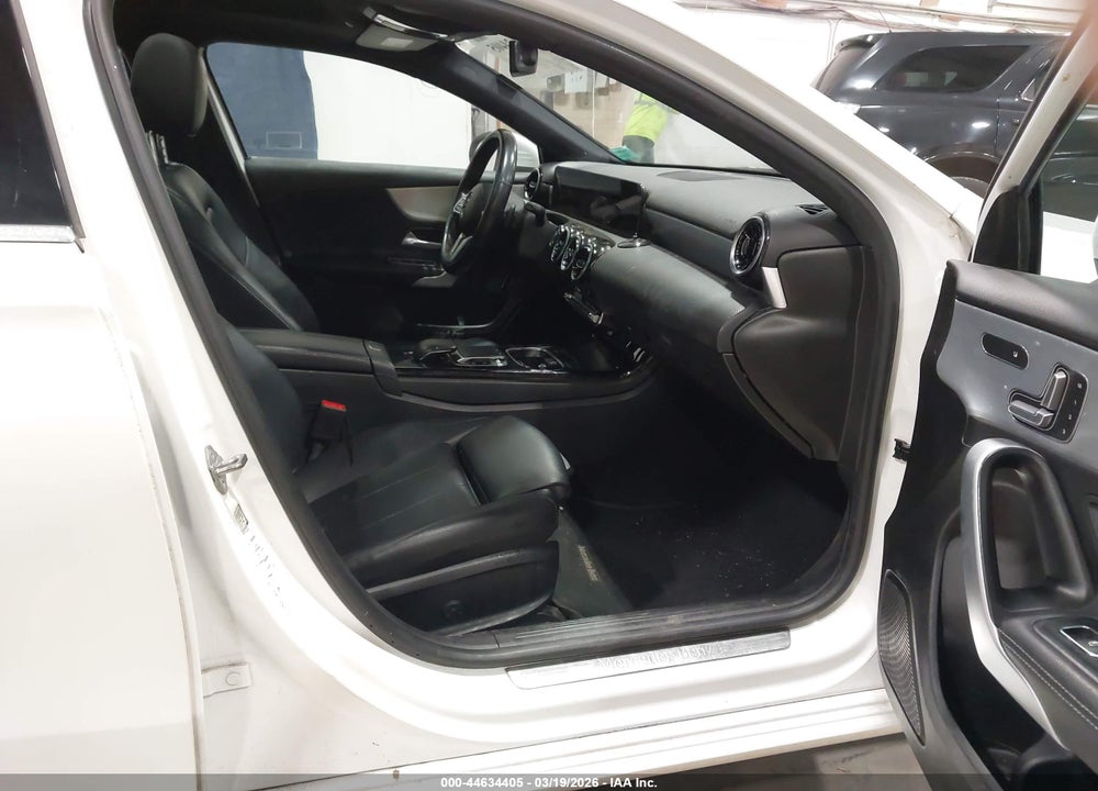 2019 MERCEDES-BENZ A 220 4MATIC VIN: WDD3G4FB7KW026822