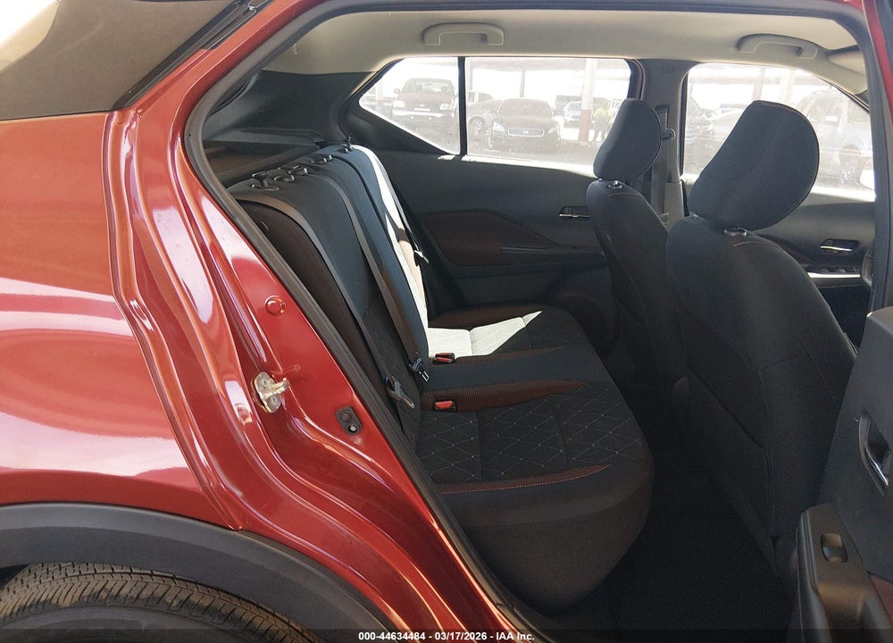 2018 NISSAN KICKS SR VIN: 3N1CP5CU9JL527014