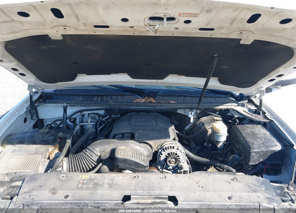 2014 CHEVROLET SUBURBAN 1500 LT VIN: 1GNSCJE02ER107074