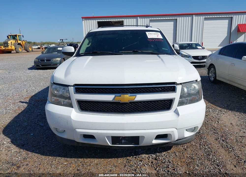 2014 CHEVROLET SUBURBAN 1500 LT VIN: 1GNSCJE02ER107074