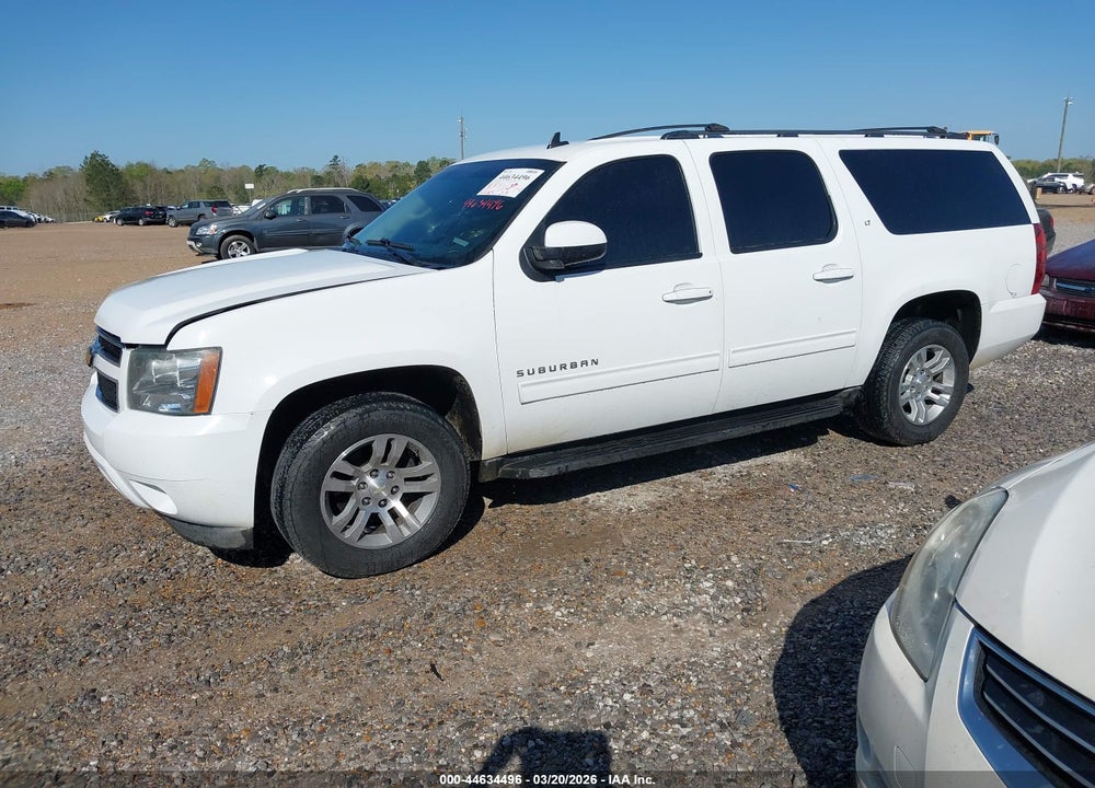 2014 CHEVROLET SUBURBAN 1500 LT VIN: 1GNSCJE02ER107074