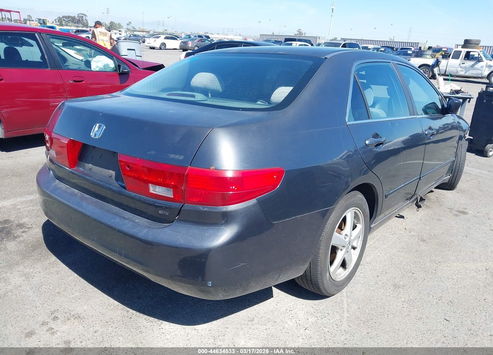 2005 HONDA ACCORD 2.4 EX VIN: 1HGCM56745A139490