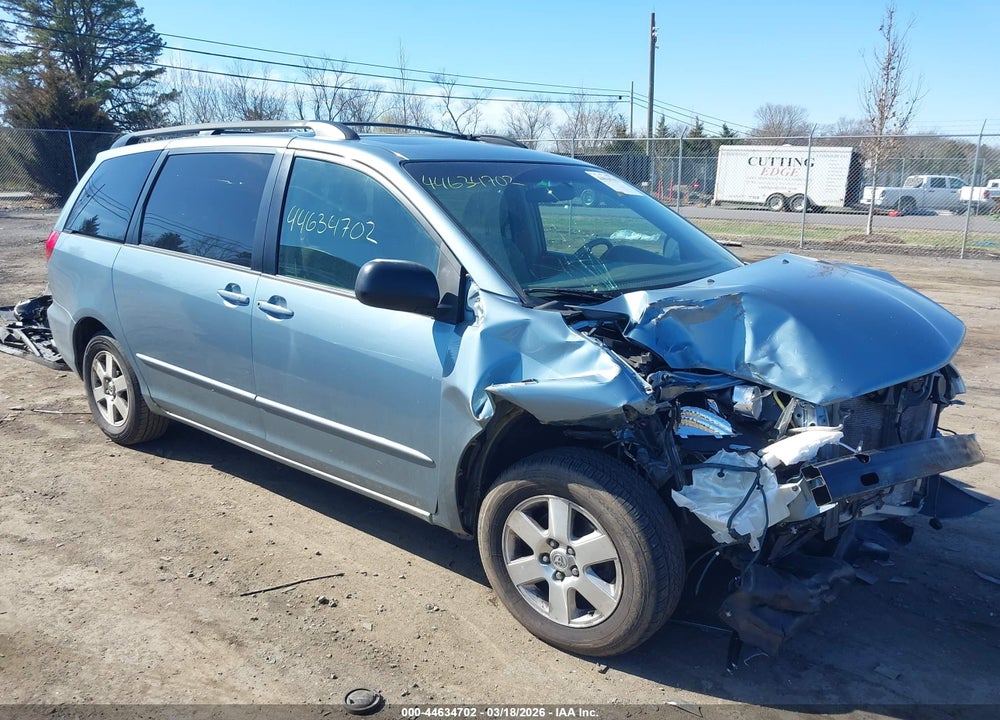 2005 TOYOTA SIENNA XLE VIN: 5TDZA22C35S341078