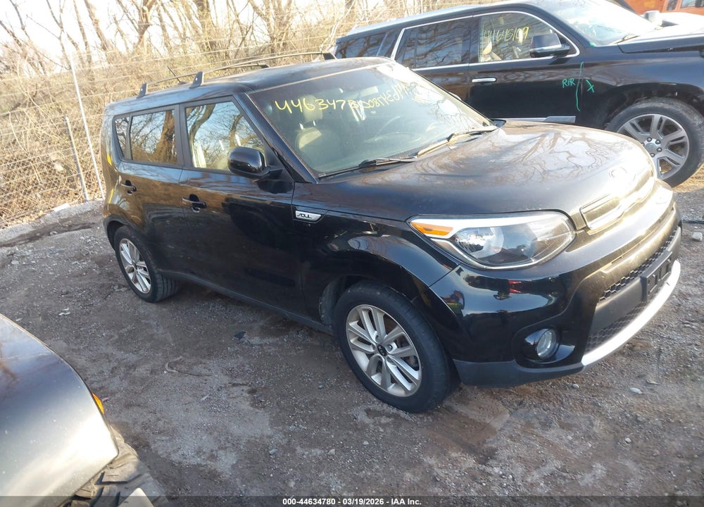 2017 KIA SOUL + VIN: KNDJP3A54H7426465