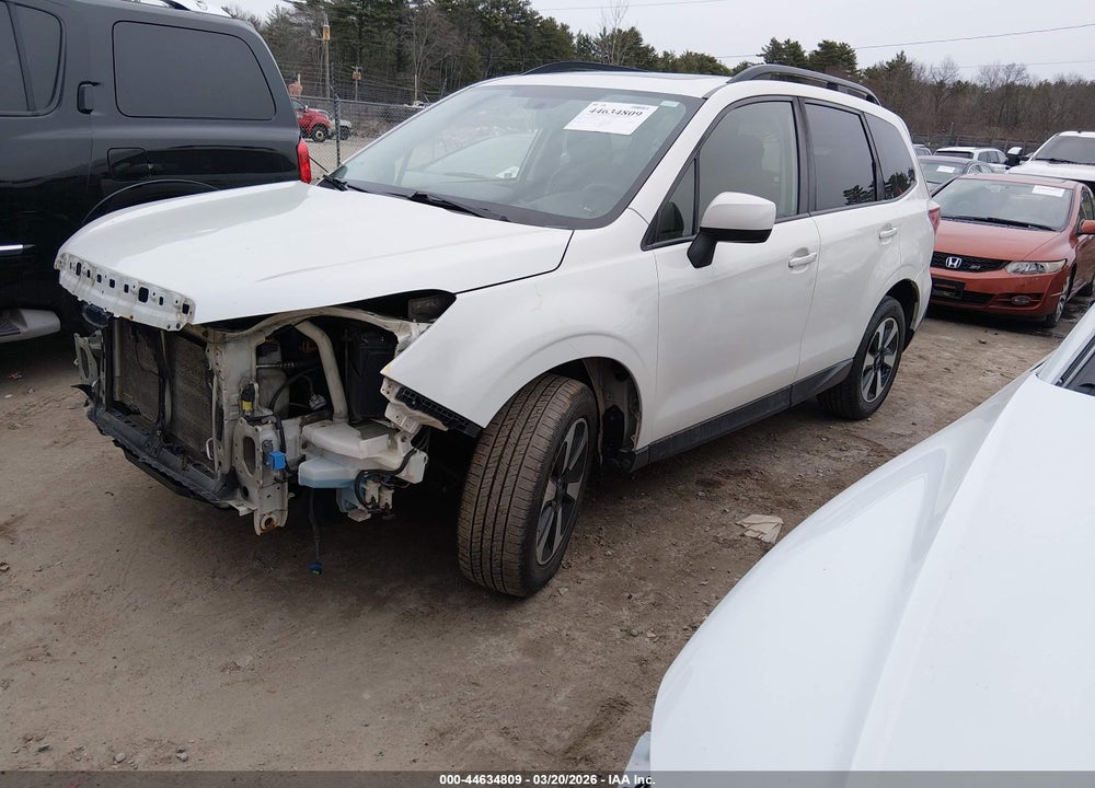 2018 SUBARU FORESTER 2.5I PREMIUM VIN: JF2SJAGC7JH426817