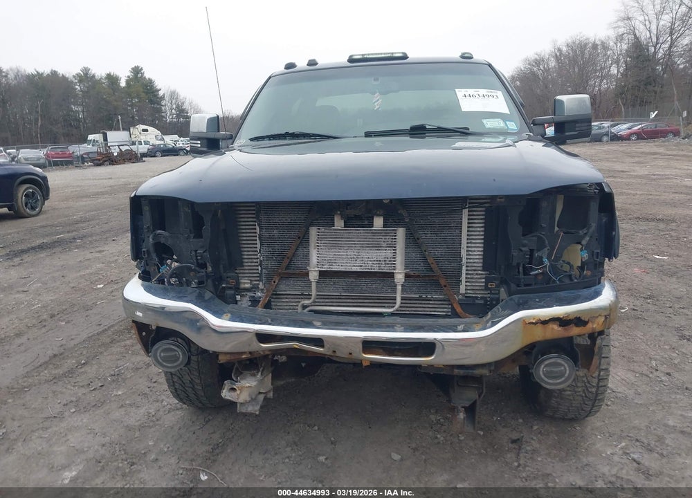 2005 GMC SIERRA 2500HD SLE VIN: 1GTHK23285F925958