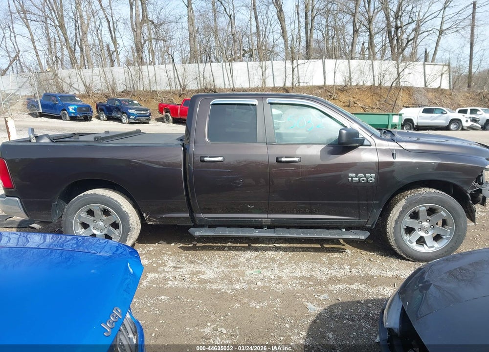 2017 RAM 1500 SLT  4X4 6'4 BOX VIN: 1C6RR7GG0HS693765