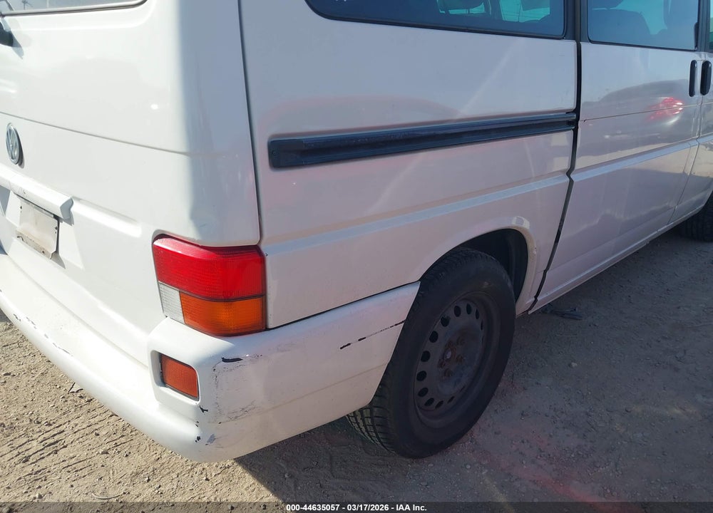2001 VOLKSWAGEN EUROVAN MV VIN: WV2MB47051H153048