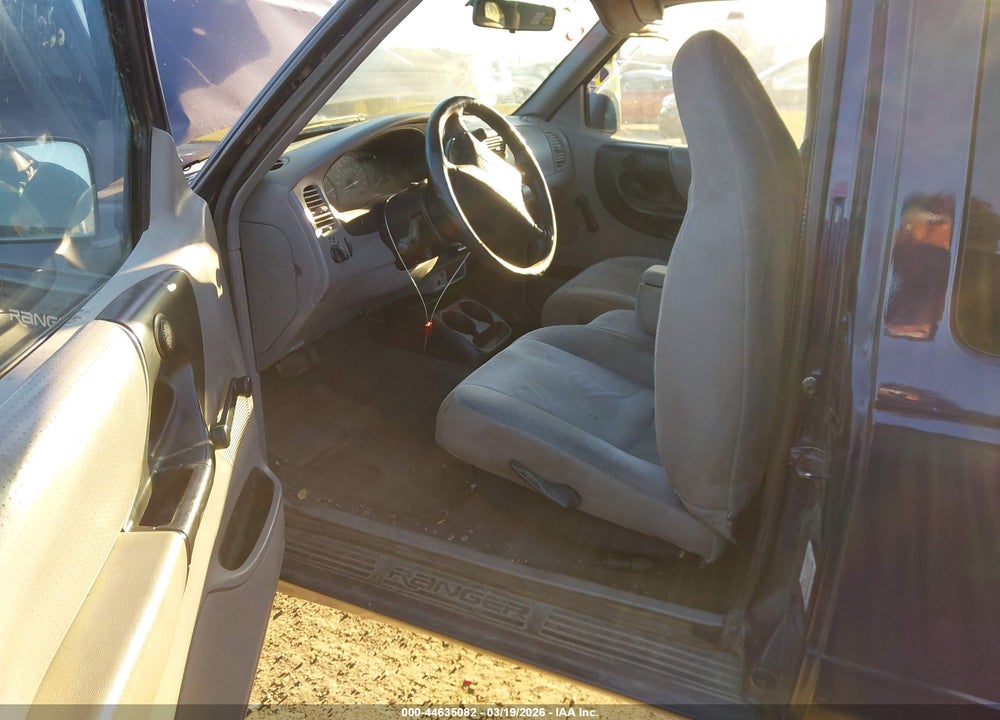 2000 FORD RANGER XL/XLT VIN: 1FTYR14V4YPA75677