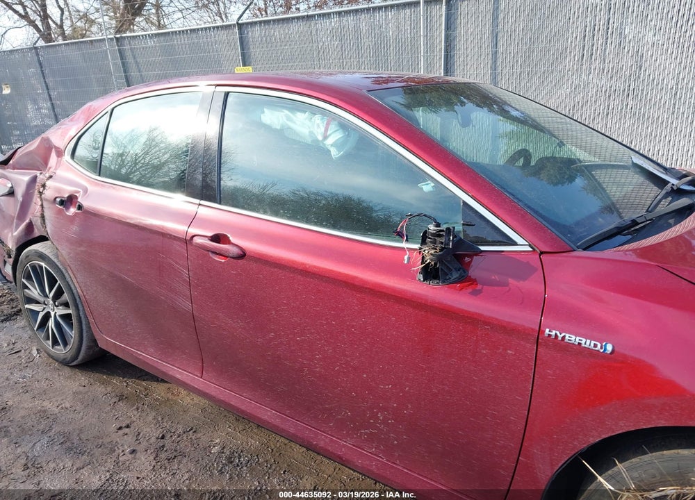2021 TOYOTA CAMRY XLE HYBRID VIN: 4T1F31AKXMU566555