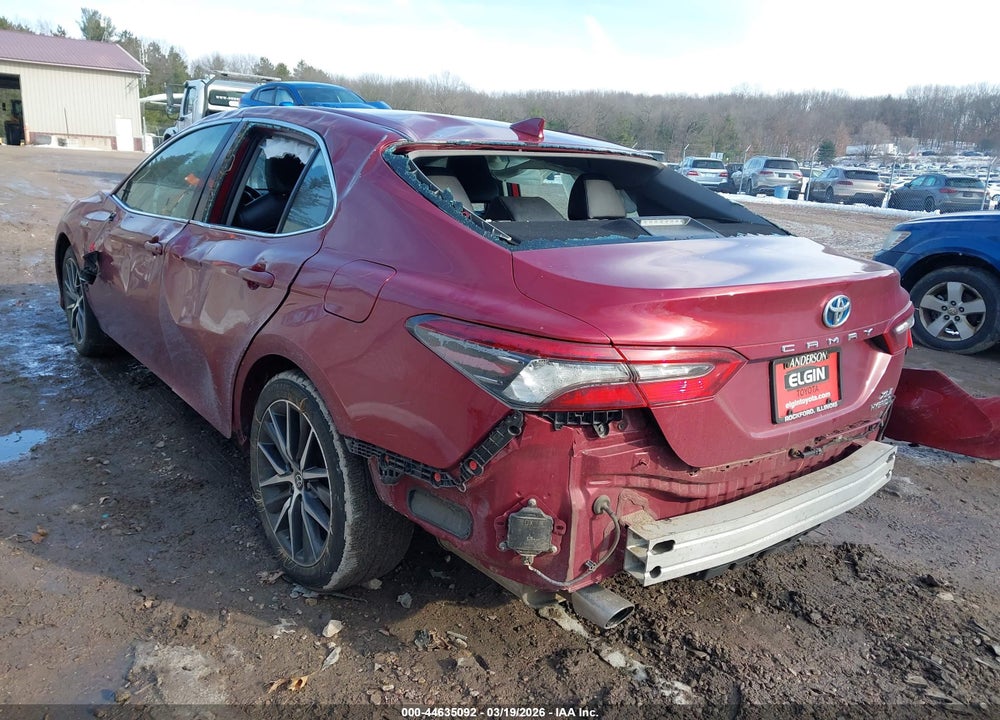 2021 TOYOTA CAMRY XLE HYBRID VIN: 4T1F31AKXMU566555