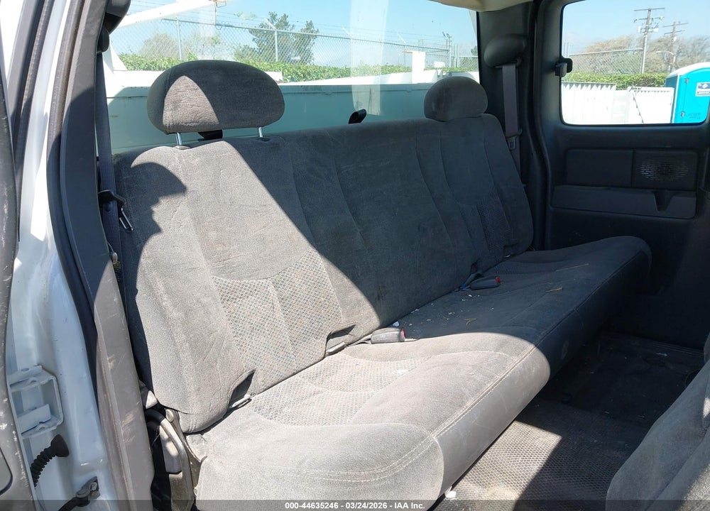 2005 CHEVROLET SILVERADO 2500HD VIN: 1GBHC29255E188460