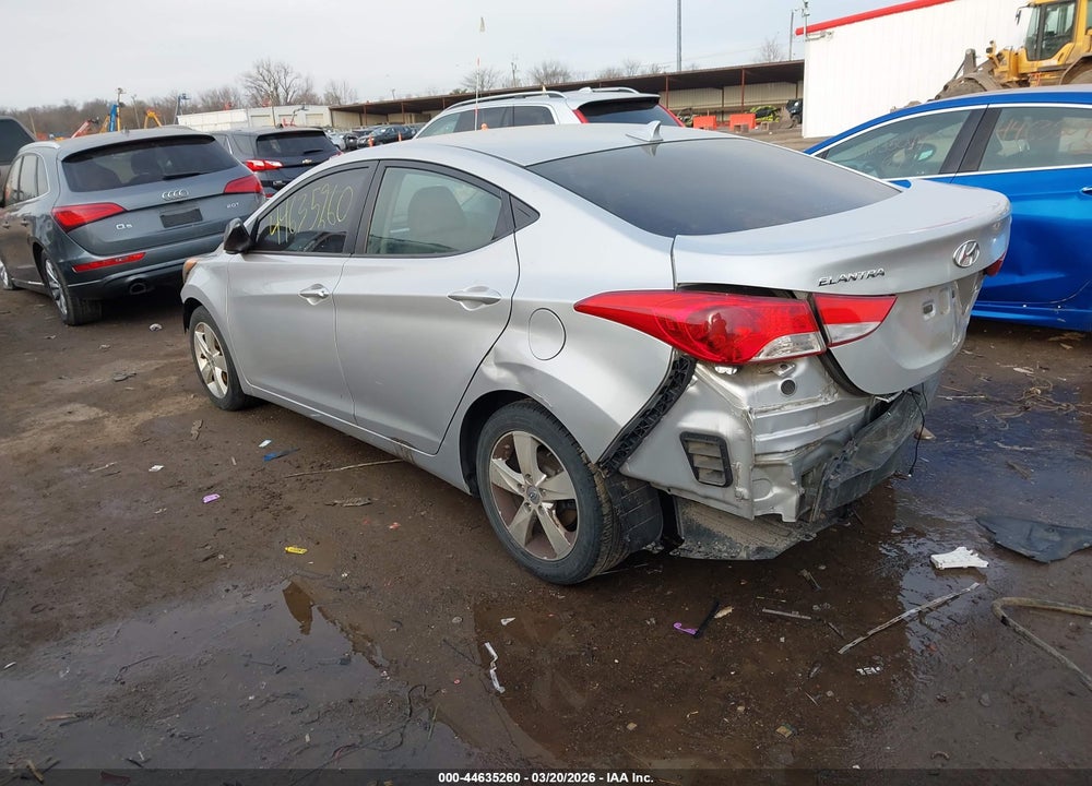 2013 HYUNDAI ELANTRA GLS/LIMITED VIN: KMHDH4AE7DU567635