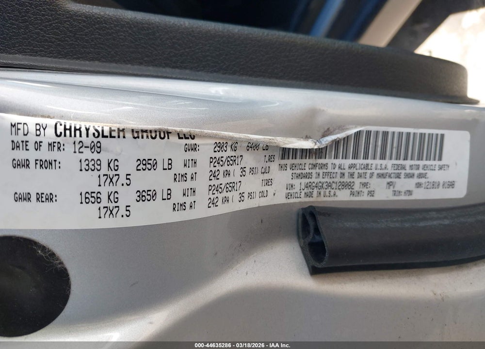 2010 JEEP COMMANDER SPORT VIN: 1J4RG4GK3AC128082