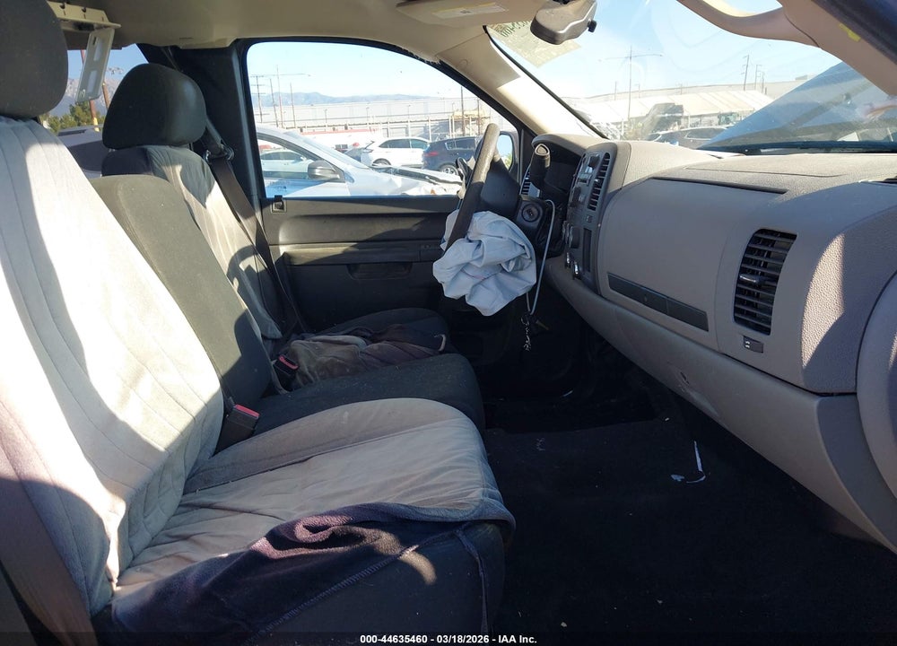 2013 CHEVROLET SILVERADO 1500 LS VIN: 1GCRCREA4DZ154569