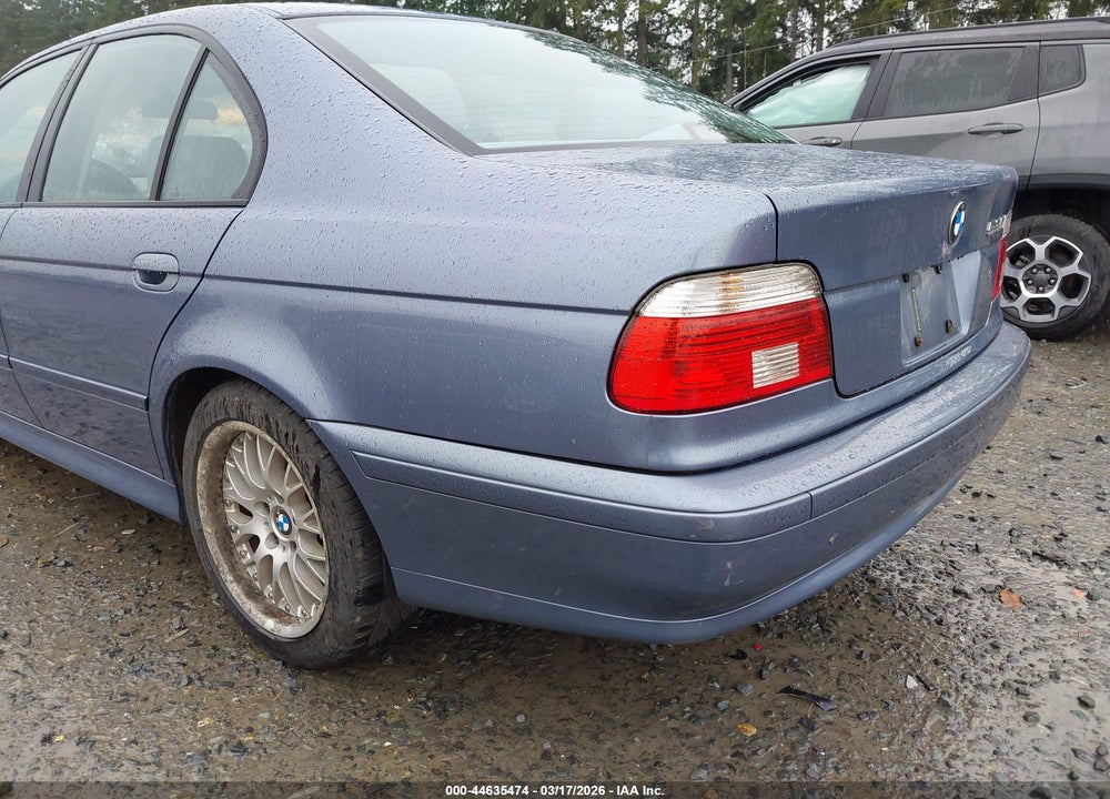 2003 BMW 530IA VIN: WBADT63443CK37584
