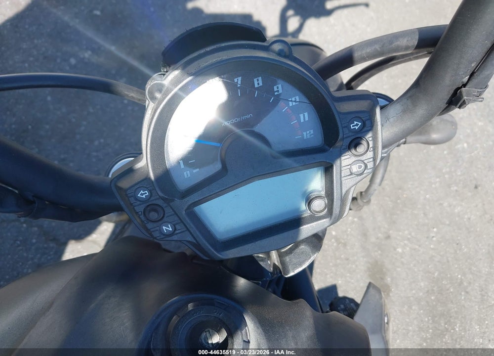 2017 KAWASAKI EN650 C VIN: JKAENEC11HDA00213