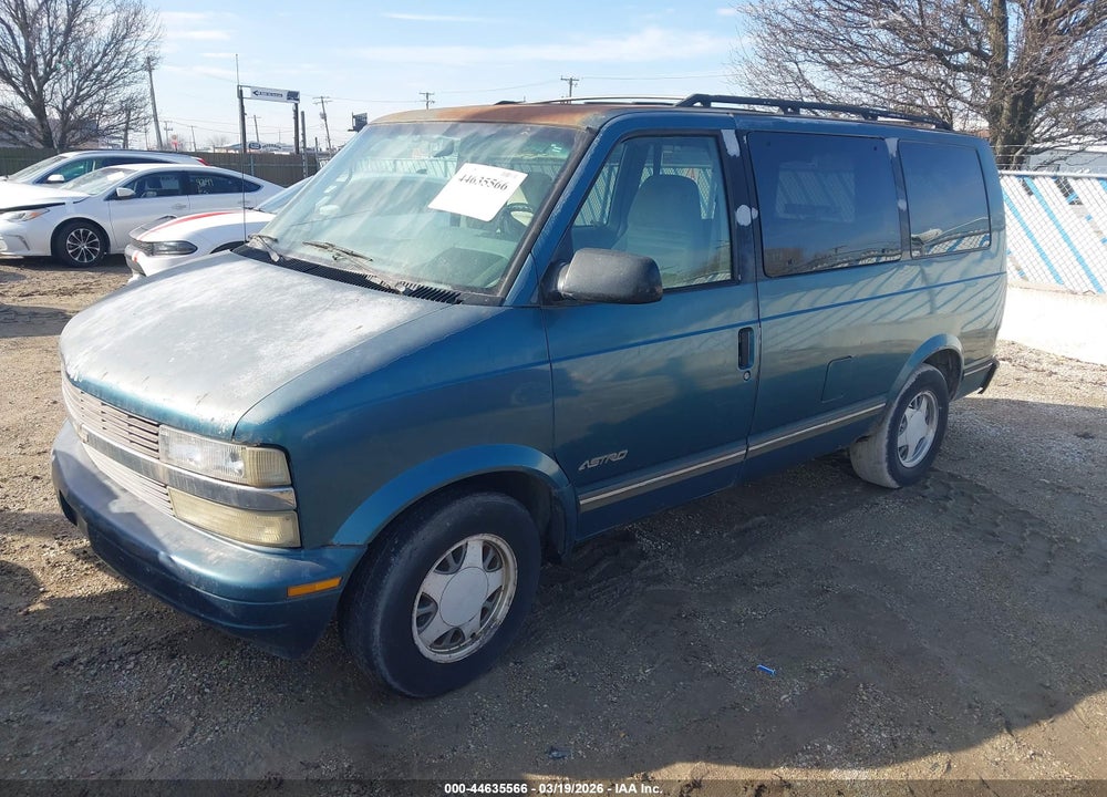 1995 CHEVROLET ASTRO VIN: 1GNDM19W2SB213906