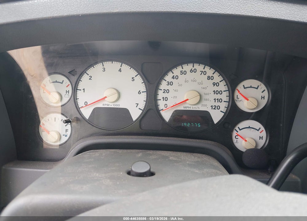 2007 DODGE RAM 1500 SLT VIN: 1D7HA18277J552469