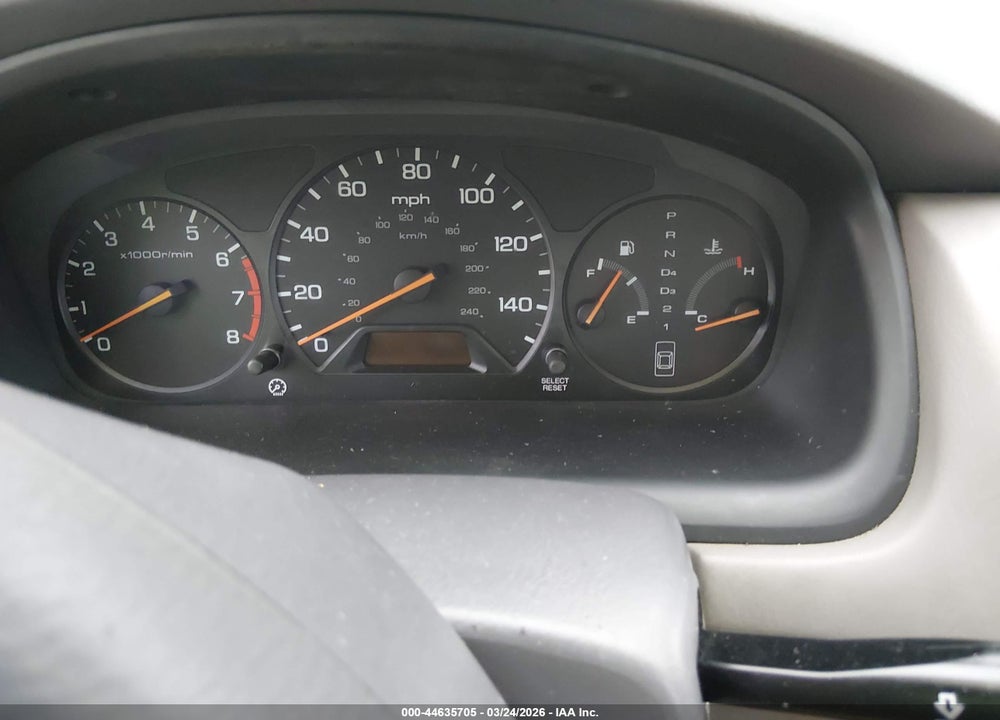 2002 HONDA ACCORD 2.3 LX VIN: 1HGCG564X2A003843