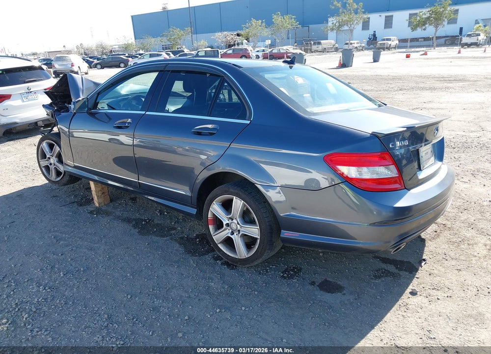 2011 MERCEDES-BENZ C 300 SPORT VIN: WDDGF5EB6BR162255