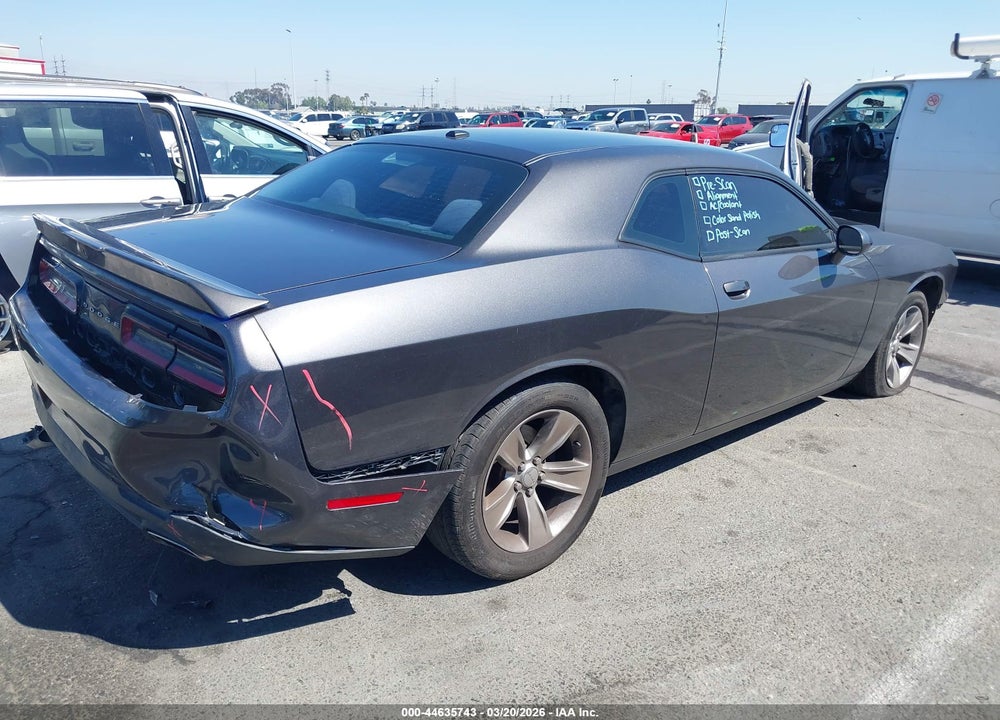 2019 DODGE CHALLENGER SXT VIN: 2C3CDZAGXKH583620