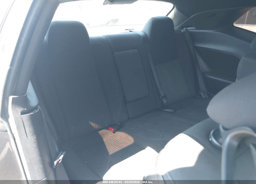 2019 DODGE CHALLENGER SXT VIN: 2C3CDZAGXKH583620