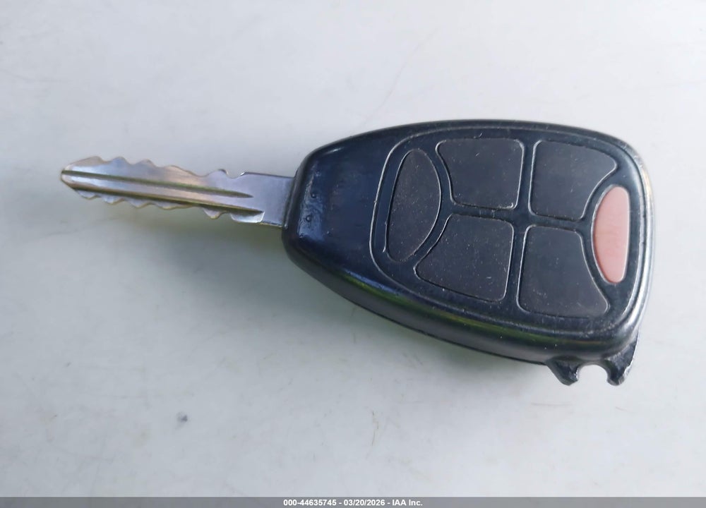 2004 CHRYSLER TOWN & COUNTRY LX VIN: 2C8GP44R54R605118