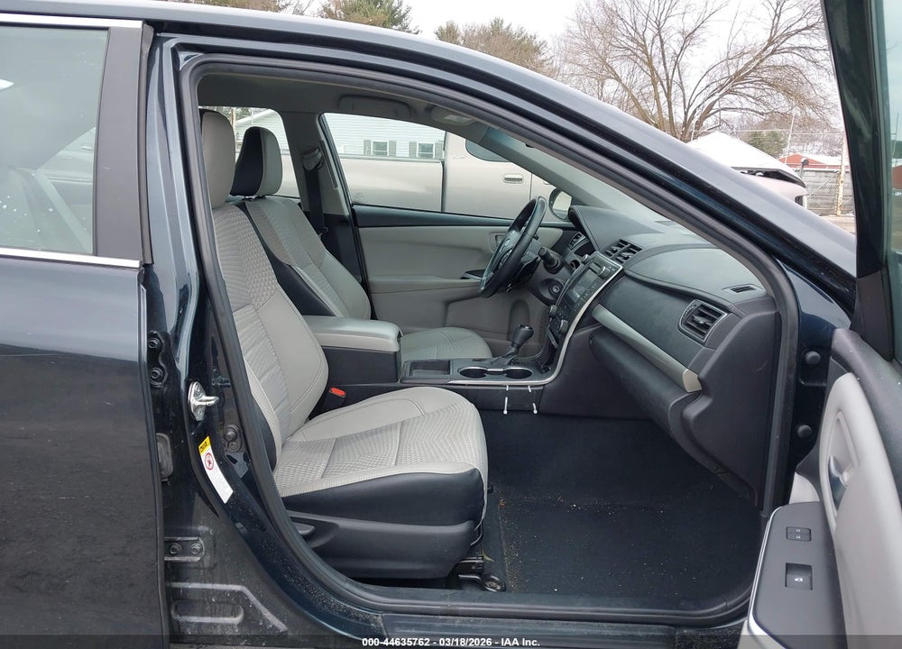 2015 TOYOTA CAMRY SE VIN: 4T1BF1FK7FU082506