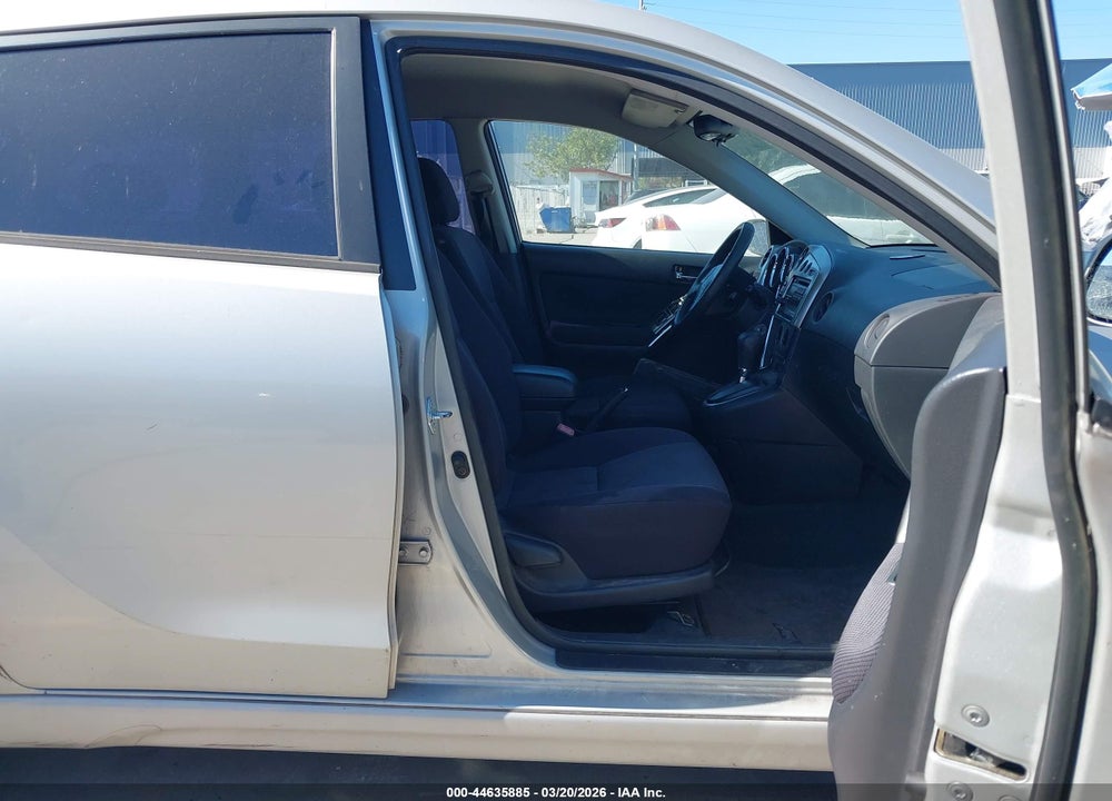 2004 TOYOTA MATRIX XR VIN: 2T1KR32E74C239615