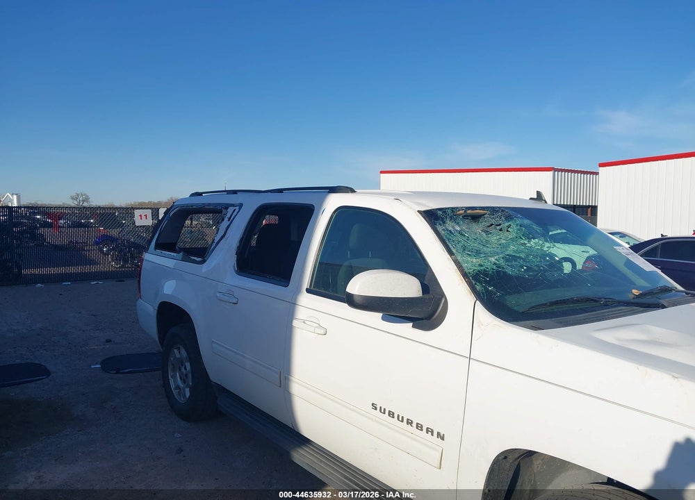 2013 CHEVROLET SUBURBAN 1500 LS VIN: 1GNSCHE03DR332286