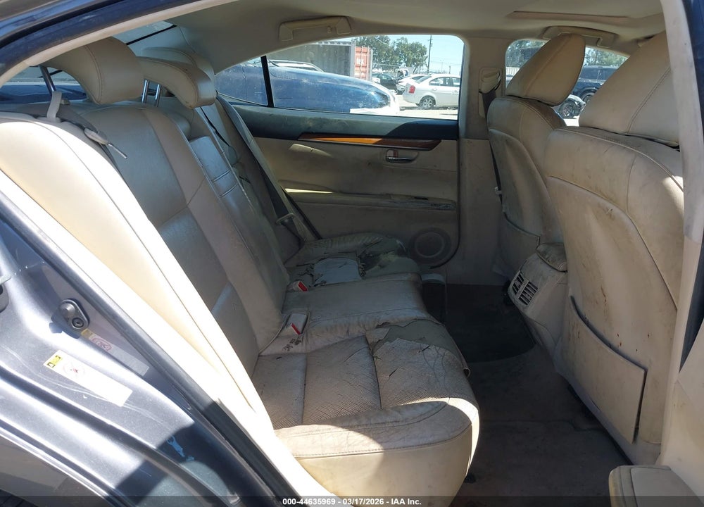 2013 LEXUS ES 300H VIN: JTHBW1GG0D2013145