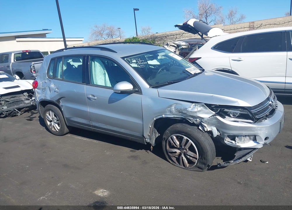 2017 VOLKSWAGEN TIGUAN 2.0T/2.0T S VIN: WVGAV7AX6HK020078