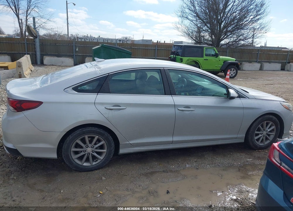 2018 HYUNDAI SONATA SE VIN: 5NPE24AF9JH633711