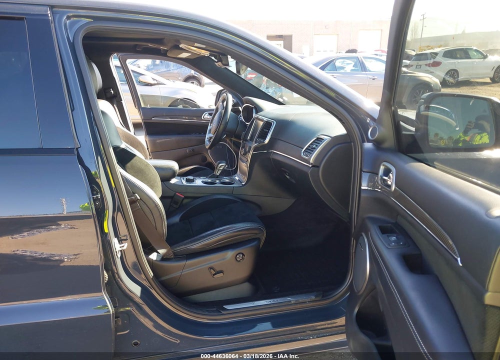 2017 JEEP GRAND CHEROKEE SRT 4X4 VIN: 1C4RJFDJ5HC914314