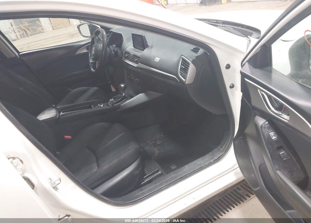 2018 MAZDA 3 SPORT VIN: 3MZBN1U72JM230982