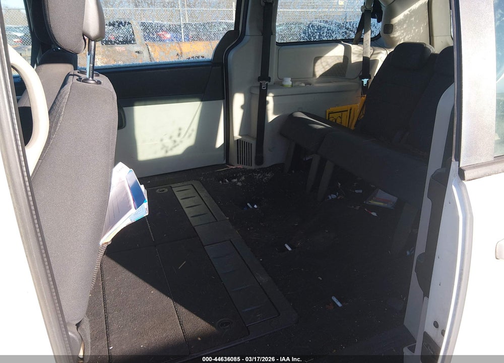 2010 DODGE GRAND CARAVAN SE VIN: 2D4RN4DE7AR372225